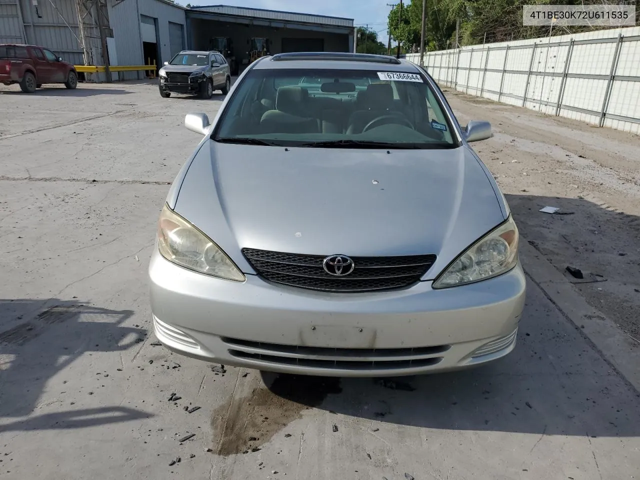 2002 Toyota Camry Le VIN: 4T1BE30K72U611535 Lot: 67366644