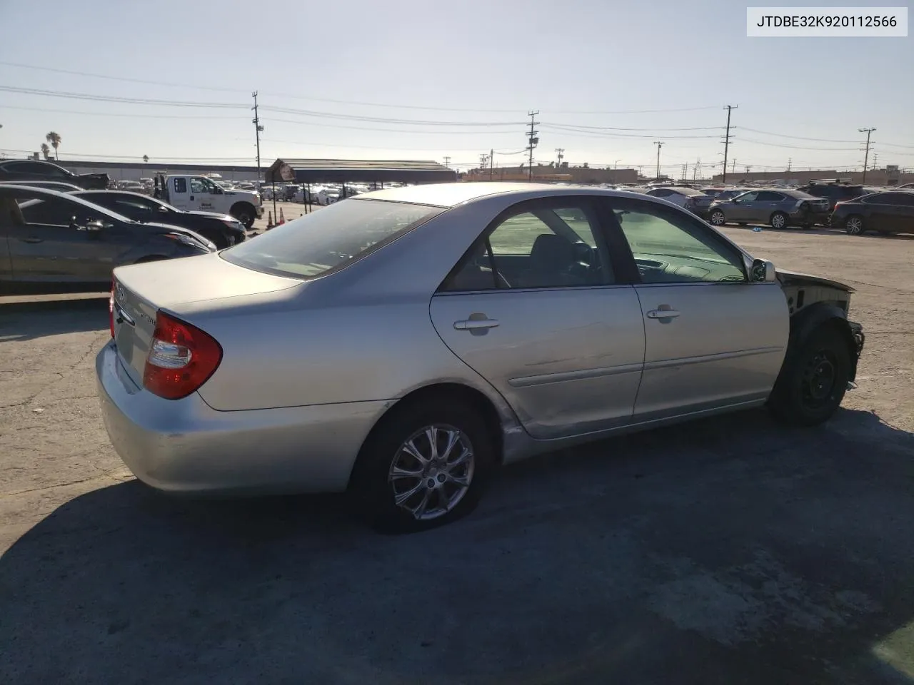 2002 Toyota Camry Le VIN: JTDBE32K920112566 Lot: 67797303