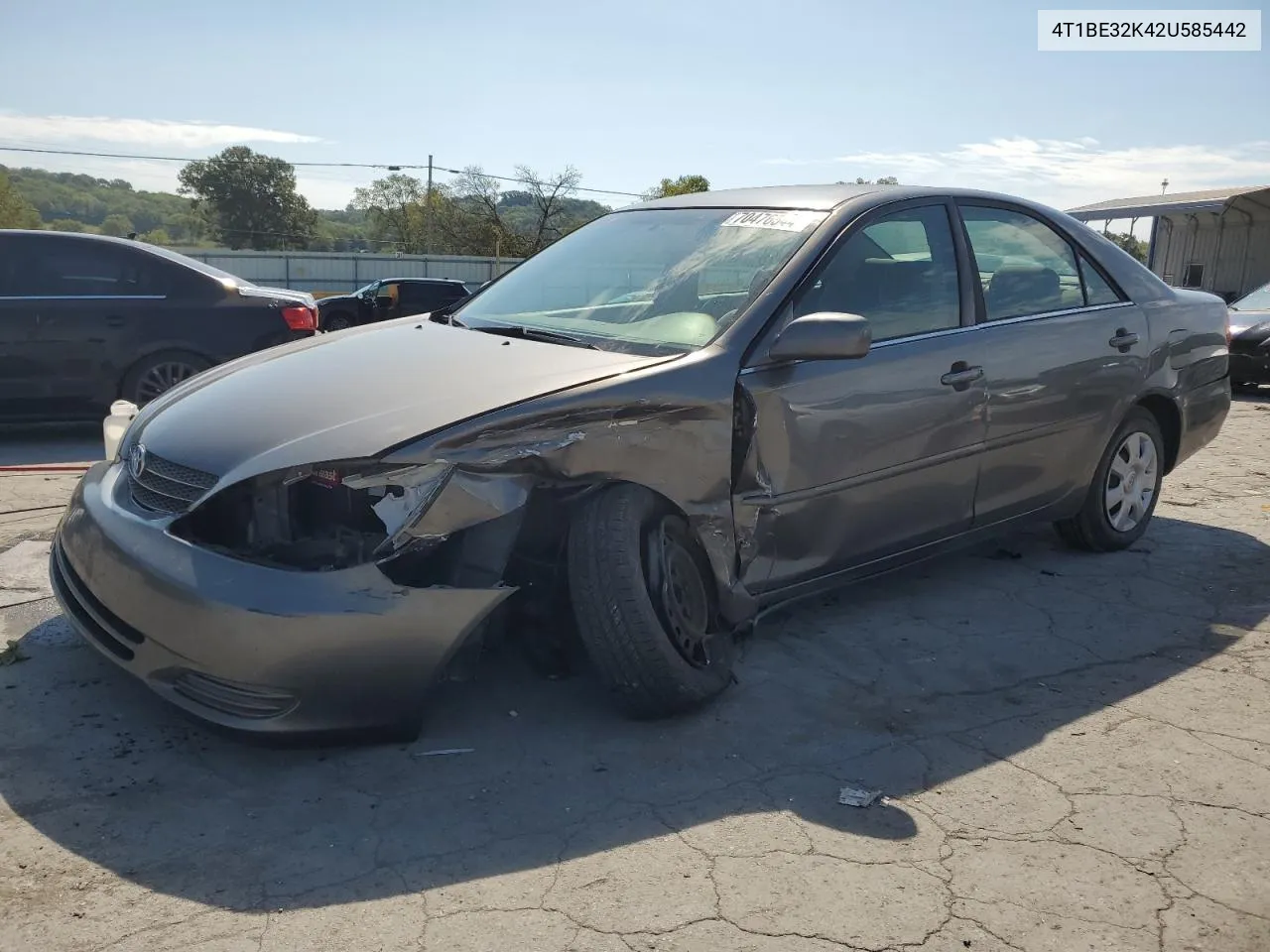 2002 Toyota Camry Le VIN: 4T1BE32K42U585442 Lot: 70476544