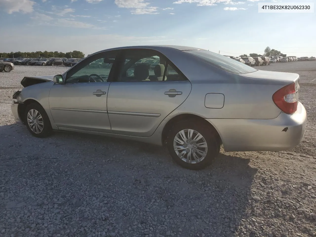 2002 Toyota Camry Le VIN: 4T1BE32K82U062330 Lot: 70698744