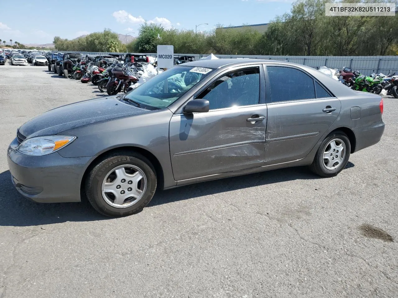 2002 Toyota Camry Le VIN: 4T1BF32K82U511213 Lot: 70813064