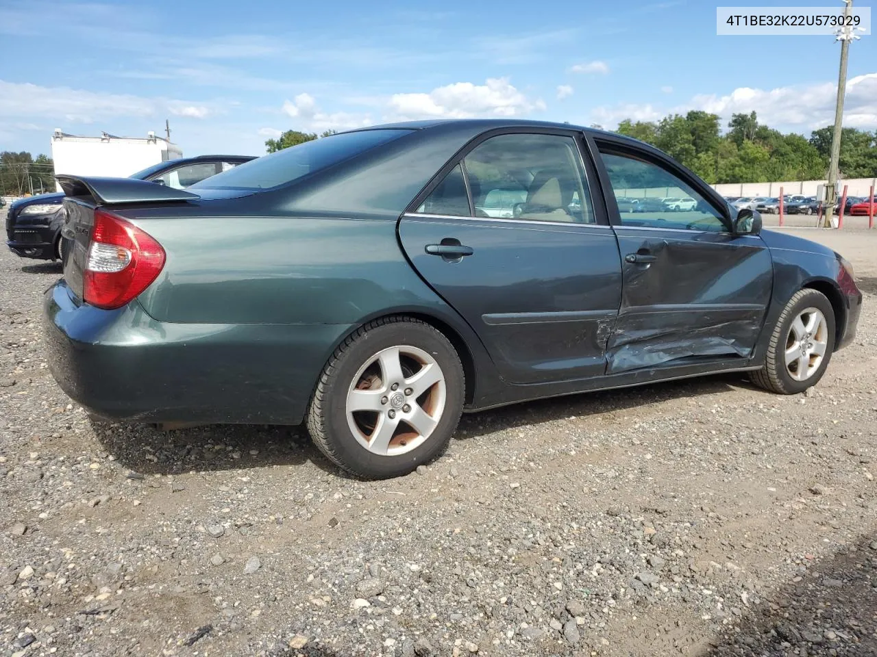 2002 Toyota Camry Le VIN: 4T1BE32K22U573029 Lot: 71661164