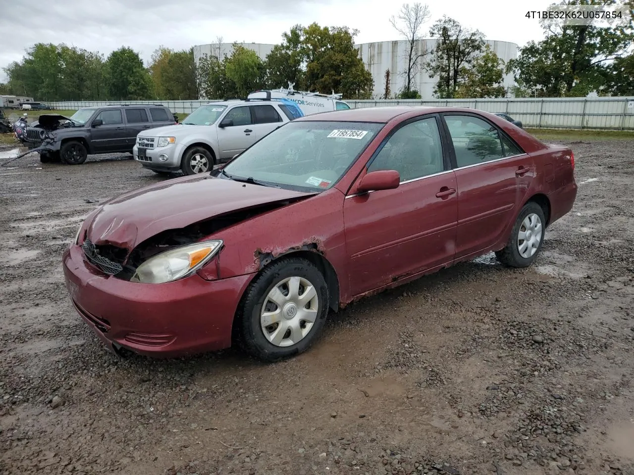 2002 Toyota Camry Le VIN: 4T1BE32K62U057854 Lot: 71957854