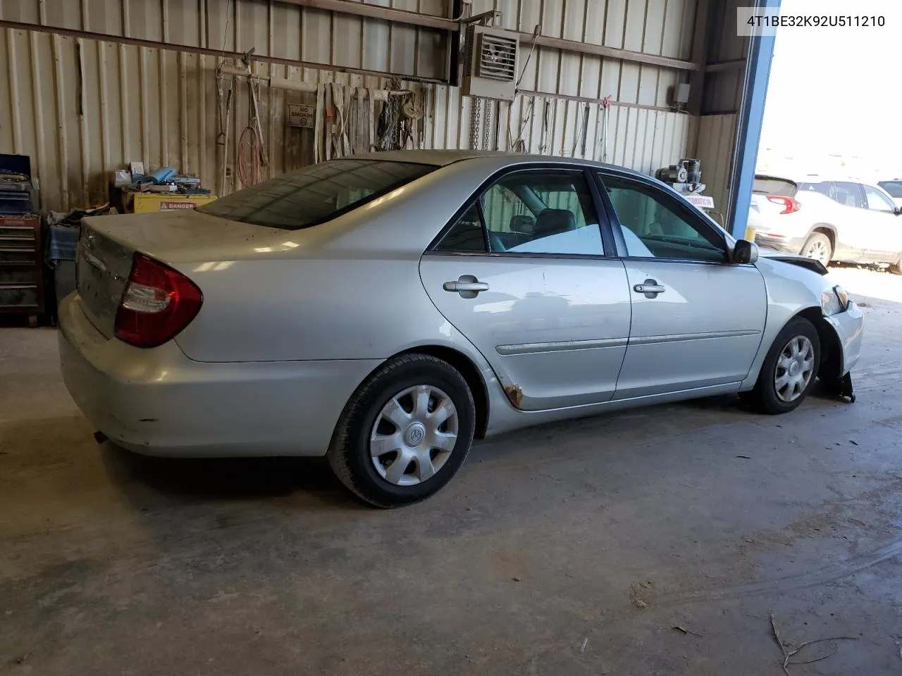 2002 Toyota Camry Le VIN: 4T1BE32K92U511210 Lot: 72039854