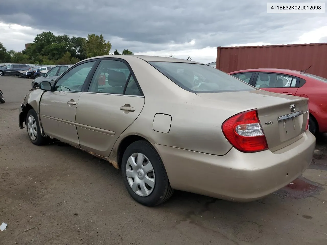 2002 Toyota Camry Le VIN: 4T1BE32K02U012098 Lot: 72148314