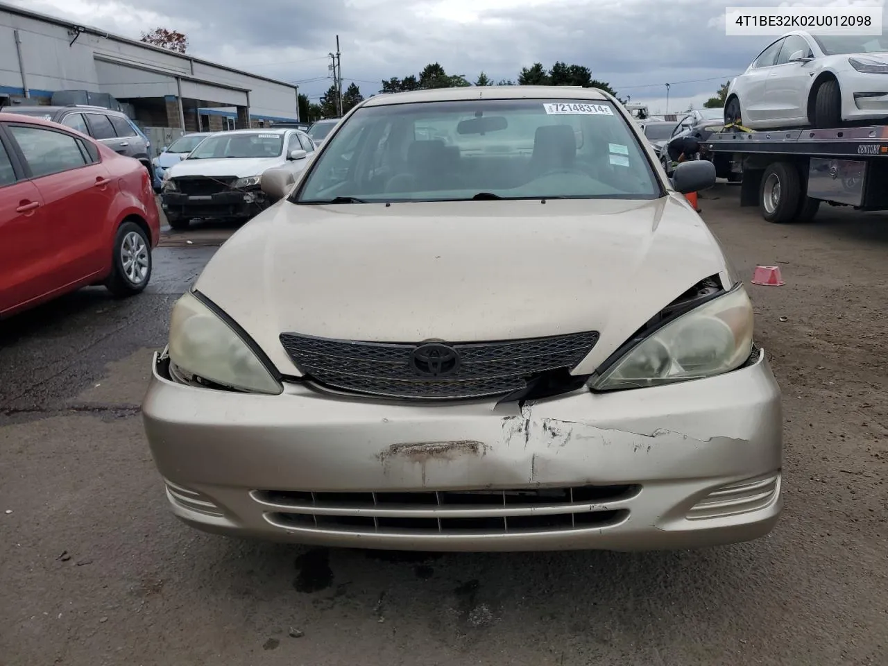 2002 Toyota Camry Le VIN: 4T1BE32K02U012098 Lot: 72148314