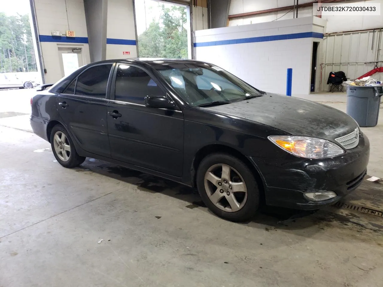 2002 Toyota Camry Le VIN: JTDBE32K720030433 Lot: 72459624