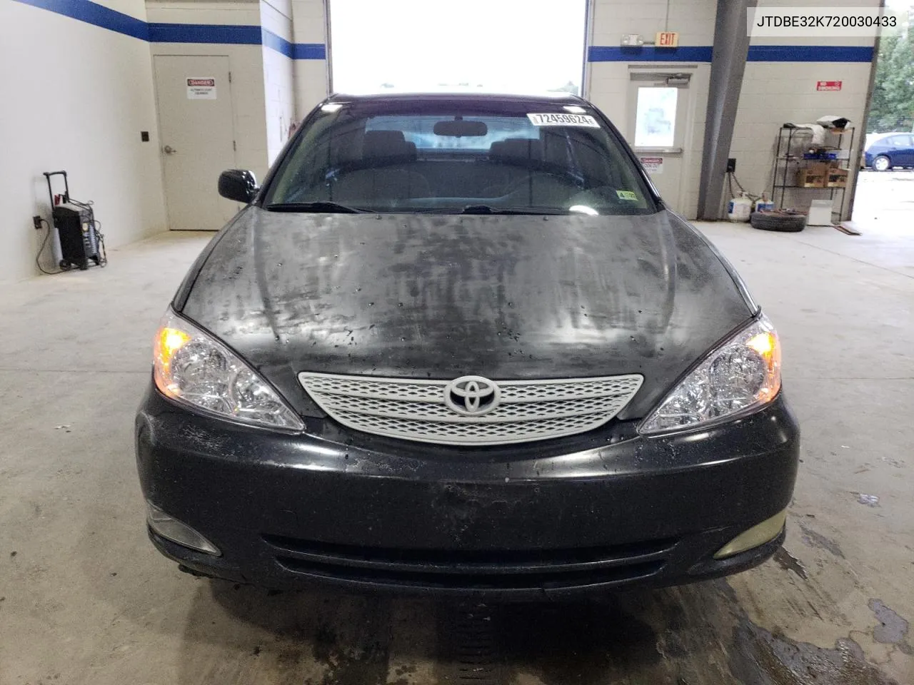 2002 Toyota Camry Le VIN: JTDBE32K720030433 Lot: 72459624