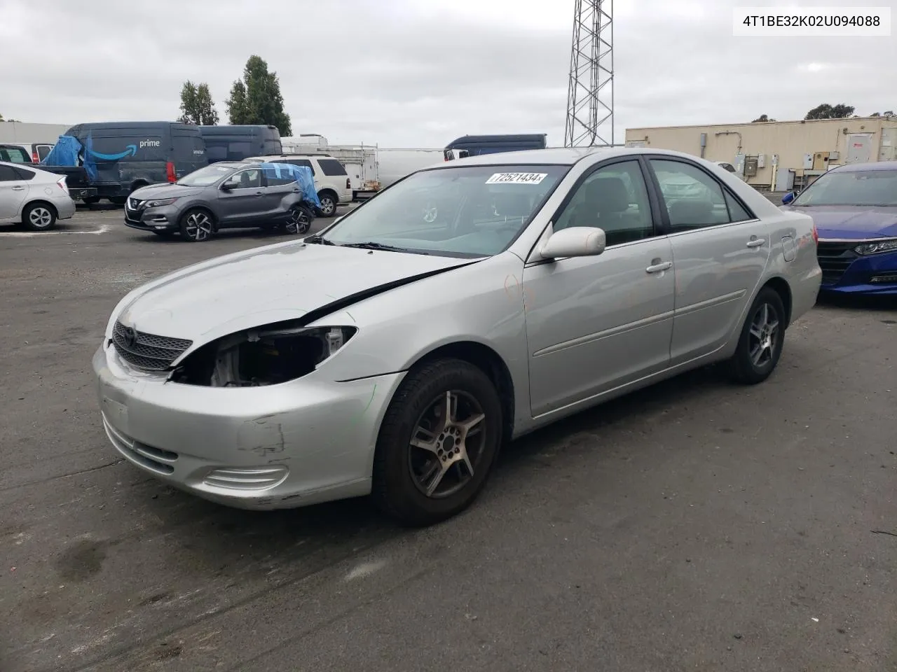 2002 Toyota Camry Le VIN: 4T1BE32K02U094088 Lot: 72521434