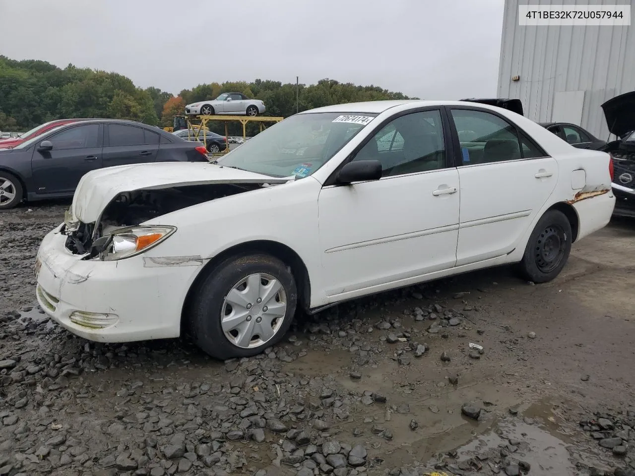 2002 Toyota Camry Le VIN: 4T1BE32K72U057944 Lot: 72674174