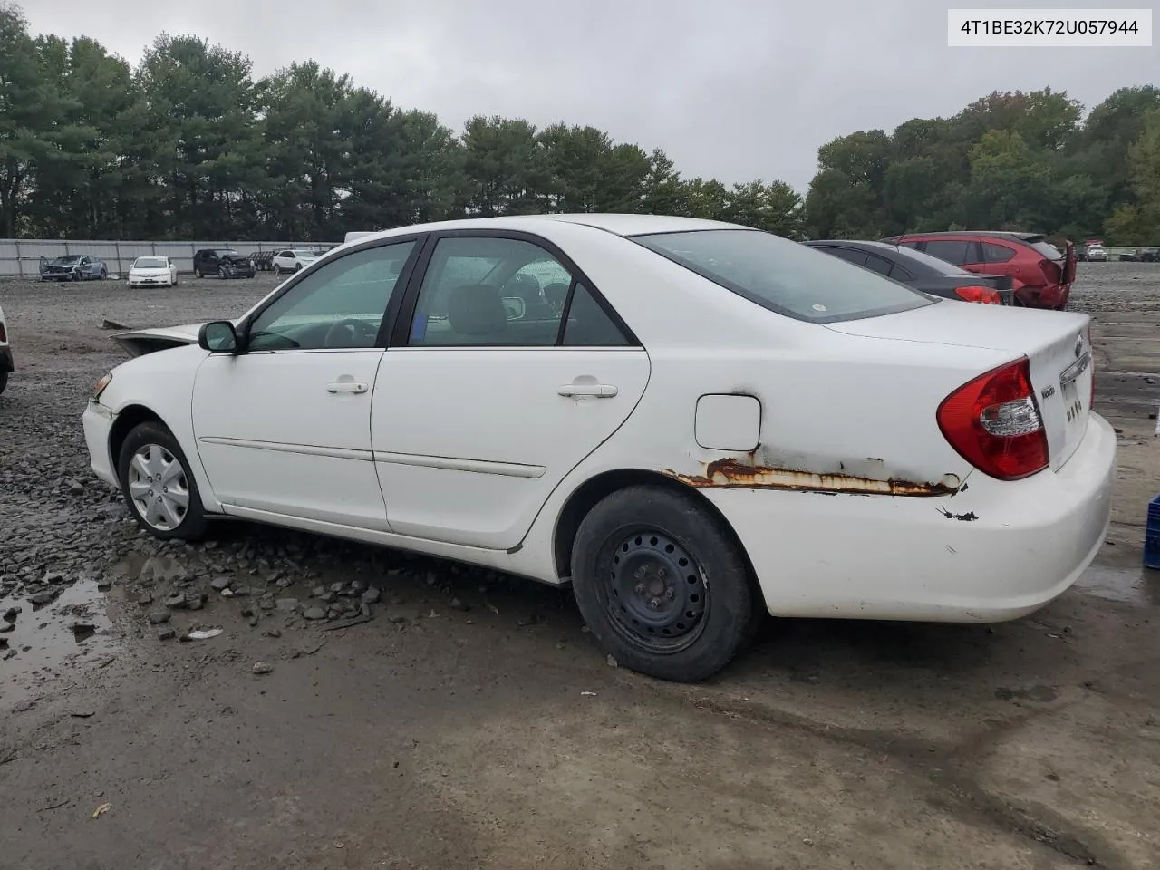 2002 Toyota Camry Le VIN: 4T1BE32K72U057944 Lot: 72674174