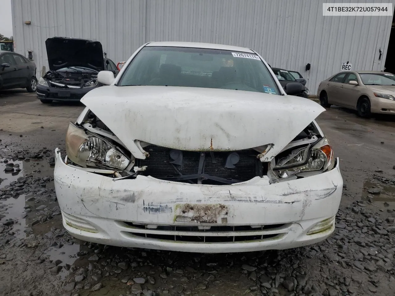 2002 Toyota Camry Le VIN: 4T1BE32K72U057944 Lot: 72674174