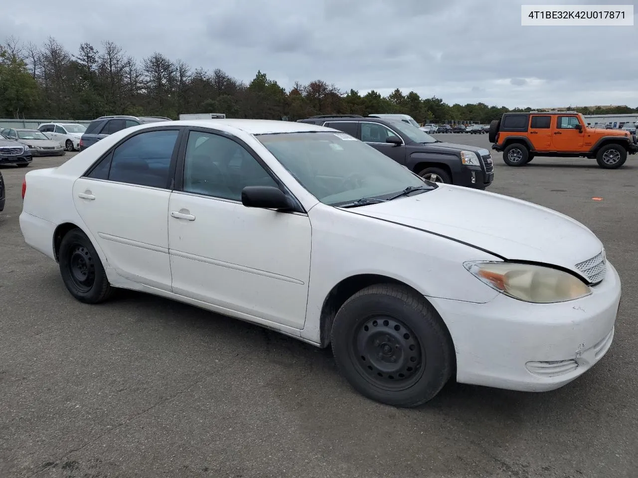 2002 Toyota Camry Le VIN: 4T1BE32K42U017871 Lot: 72834394