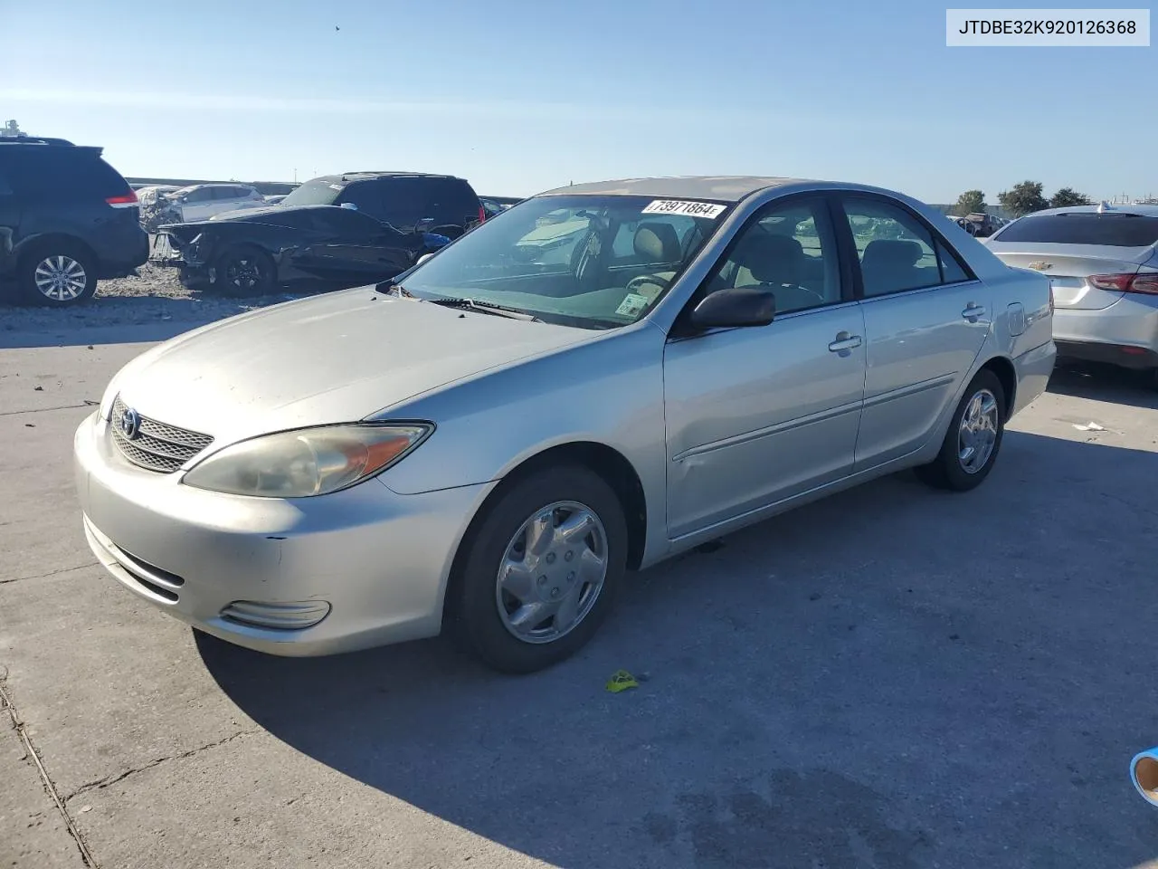 2002 Toyota Camry Le VIN: JTDBE32K920126368 Lot: 73971864