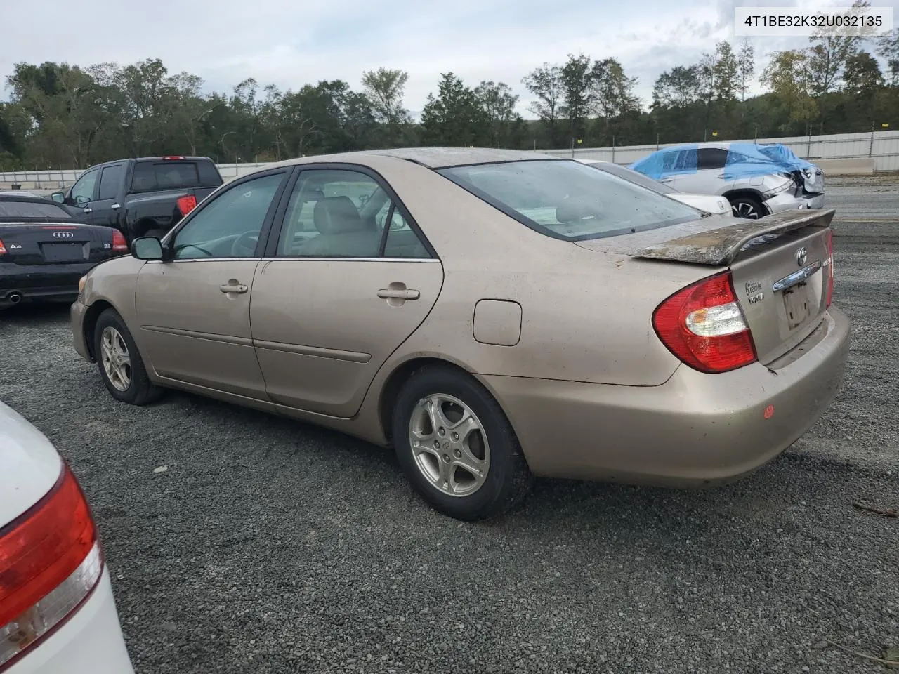 2002 Toyota Camry Le VIN: 4T1BE32K32U032135 Lot: 74006054