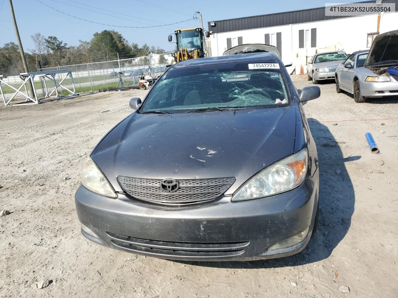 2002 Toyota Camry Le VIN: 4T1BE32K52U553504 Lot: 74542224