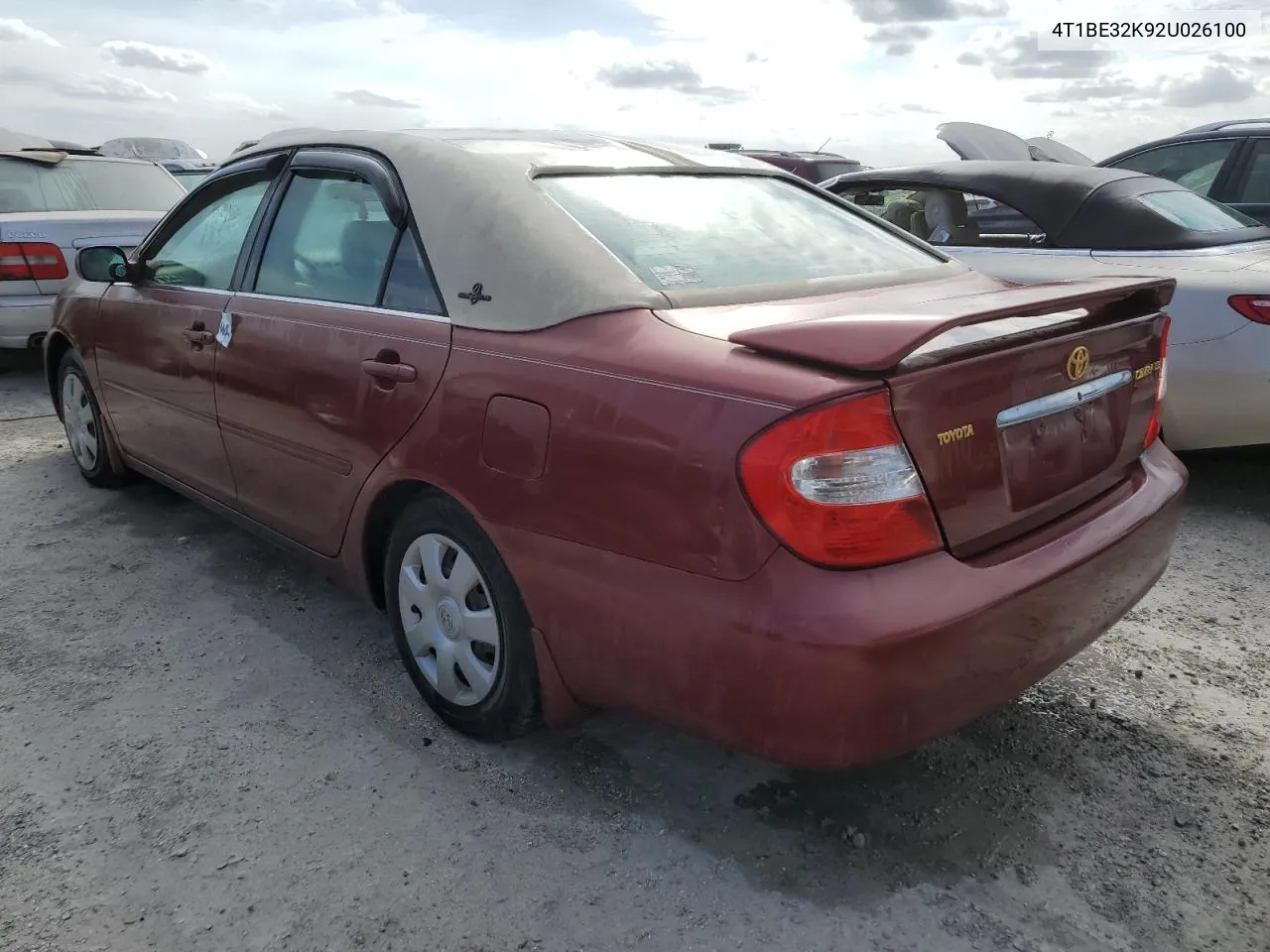 2002 Toyota Camry Le VIN: 4T1BE32K92U026100 Lot: 75090434