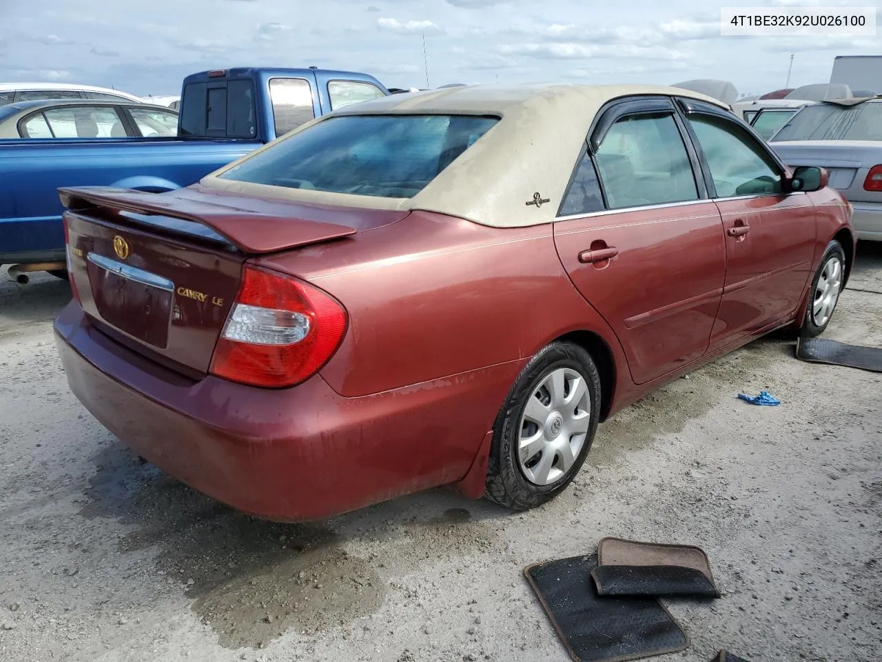 2002 Toyota Camry Le VIN: 4T1BE32K92U026100 Lot: 75090434