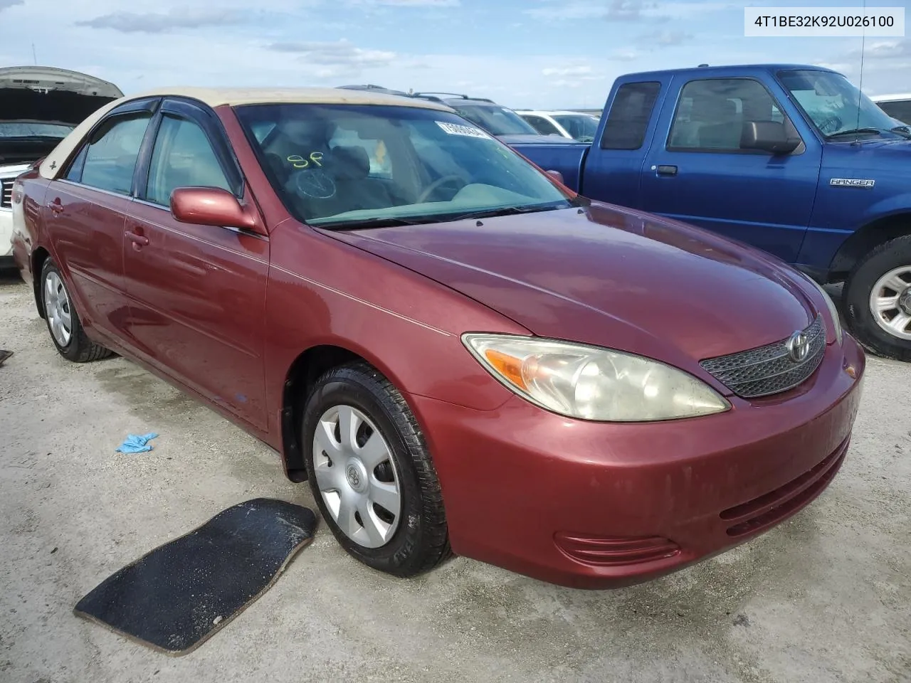 2002 Toyota Camry Le VIN: 4T1BE32K92U026100 Lot: 75090434