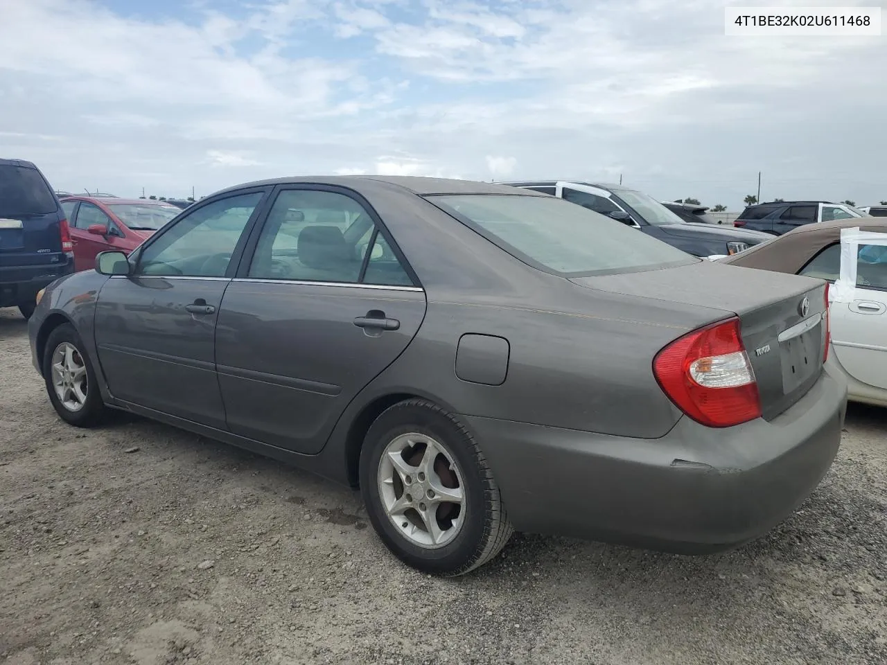 2002 Toyota Camry Le VIN: 4T1BE32K02U611468 Lot: 75188154