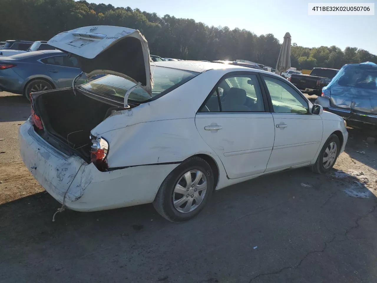 2002 Toyota Camry Le VIN: 4T1BE32K02U050706 Lot: 75454914