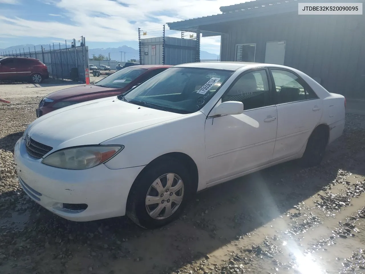 2002 Toyota Camry Le VIN: JTDBE32K520090095 Lot: 75558134