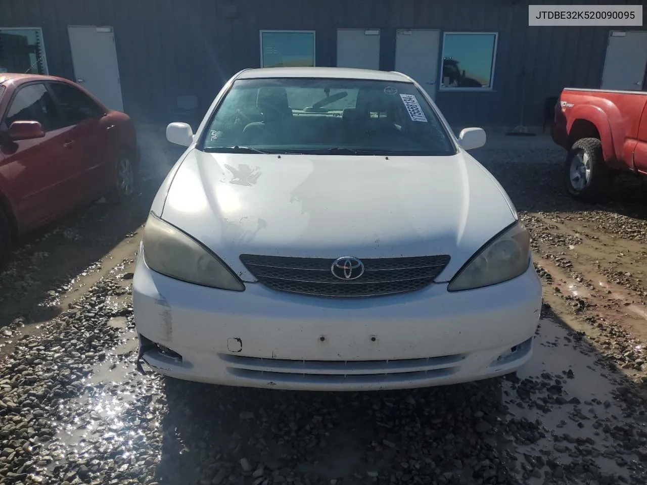 2002 Toyota Camry Le VIN: JTDBE32K520090095 Lot: 75558134