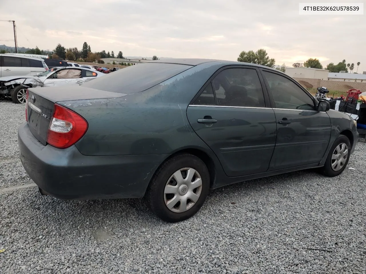 2002 Toyota Camry Le VIN: 4T1BE32K62U578539 Lot: 76813514