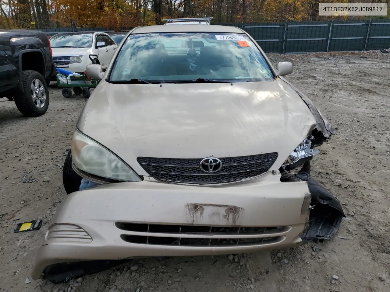 2002 Toyota Camry Le VIN: 4T1BE32K62U089817 Lot: 77569564