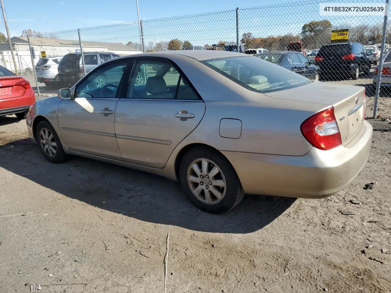 2002 Toyota Camry Le VIN: 4T1BE32K72U025639 Lot: 77983114