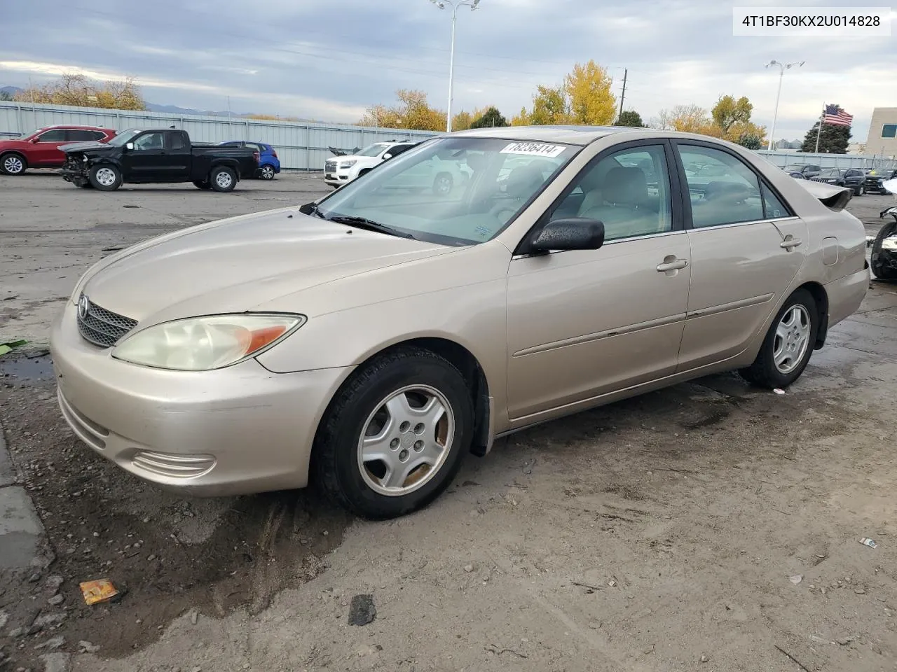 2002 Toyota Camry Le VIN: 4T1BF30KX2U014828 Lot: 78236414