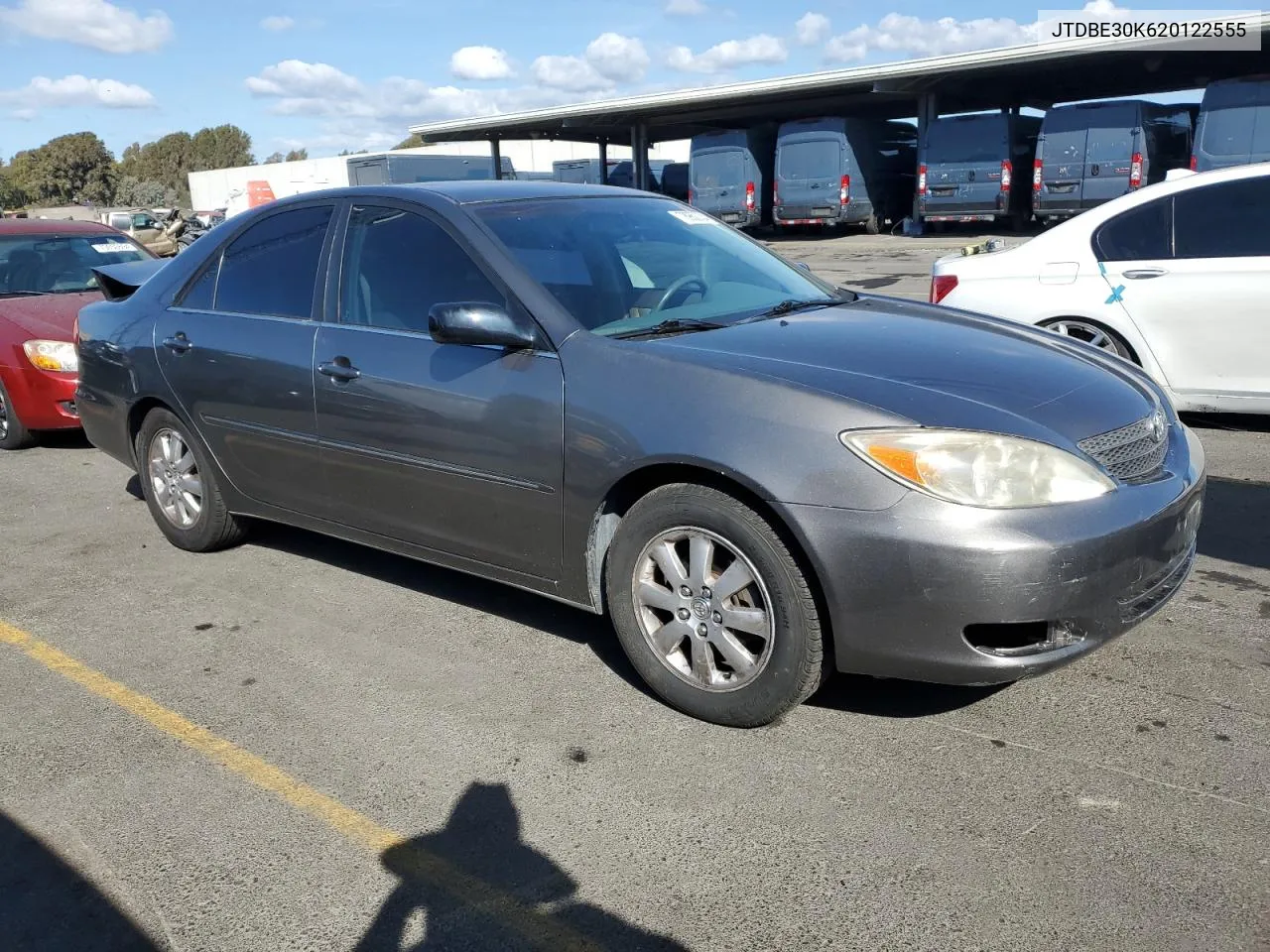 2002 Toyota Camry Le VIN: JTDBE30K620122555 Lot: 78962334