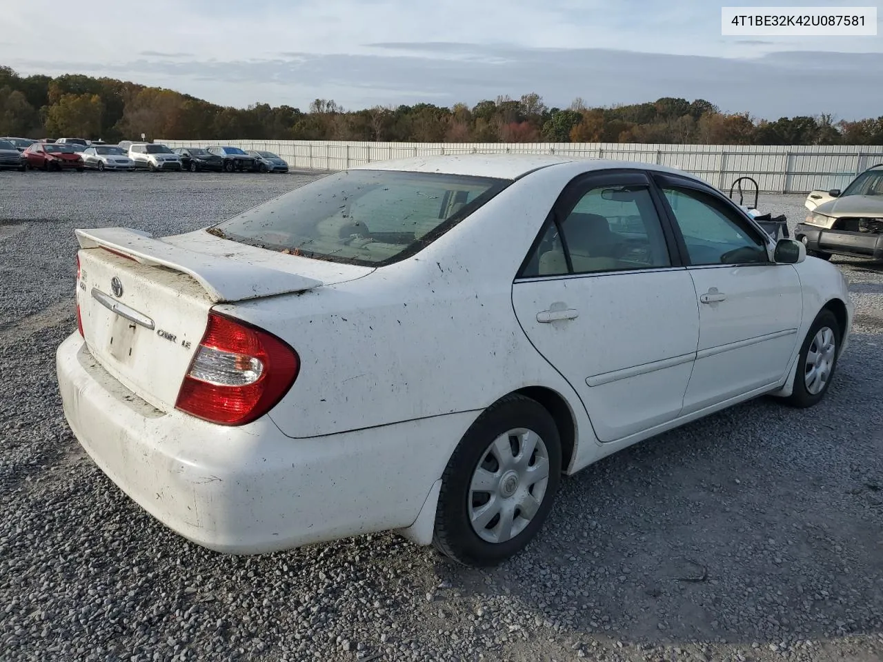 2002 Toyota Camry Le VIN: 4T1BE32K42U087581 Lot: 79263014