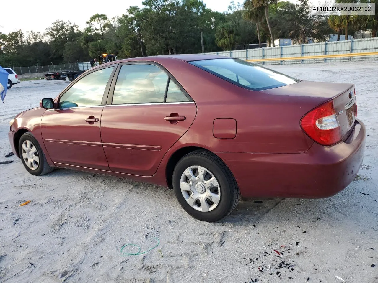 2002 Toyota Camry Le VIN: 4T1BE32KX2U032102 Lot: 79532874