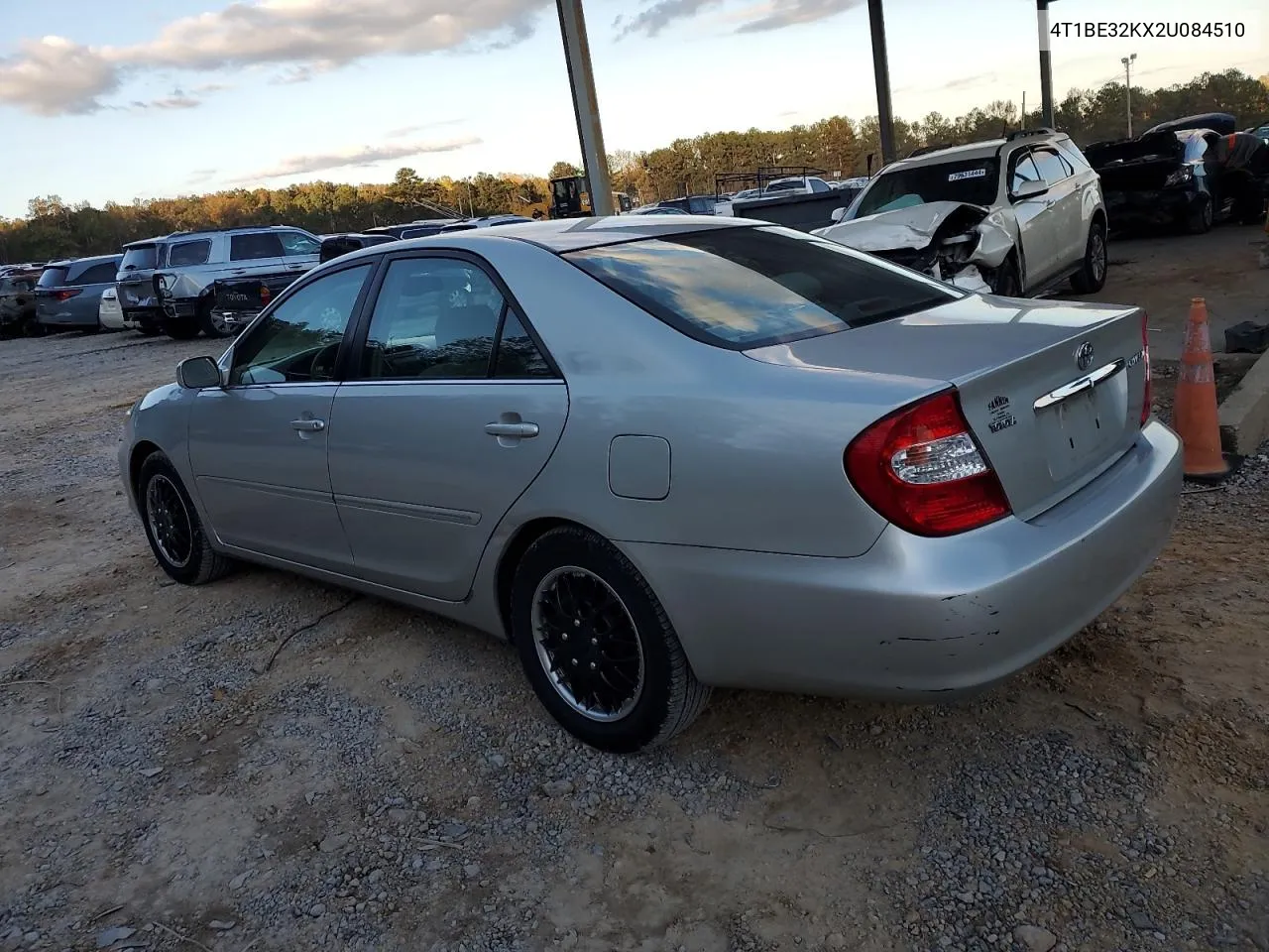 2002 Toyota Camry Le VIN: 4T1BE32KX2U084510 Lot: 79768214