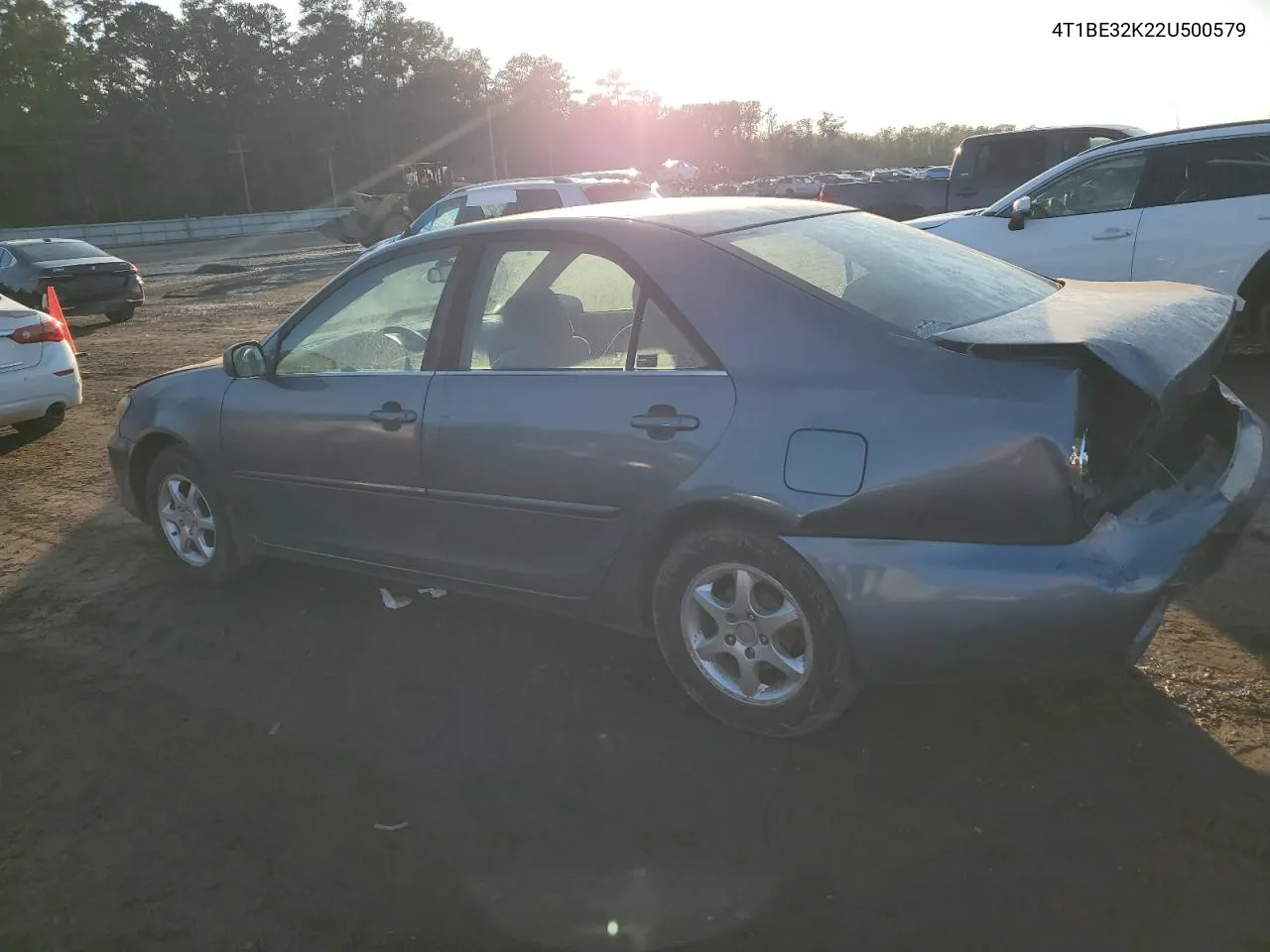 2002 Toyota Camry Le VIN: 4T1BE32K22U500579 Lot: 80291294