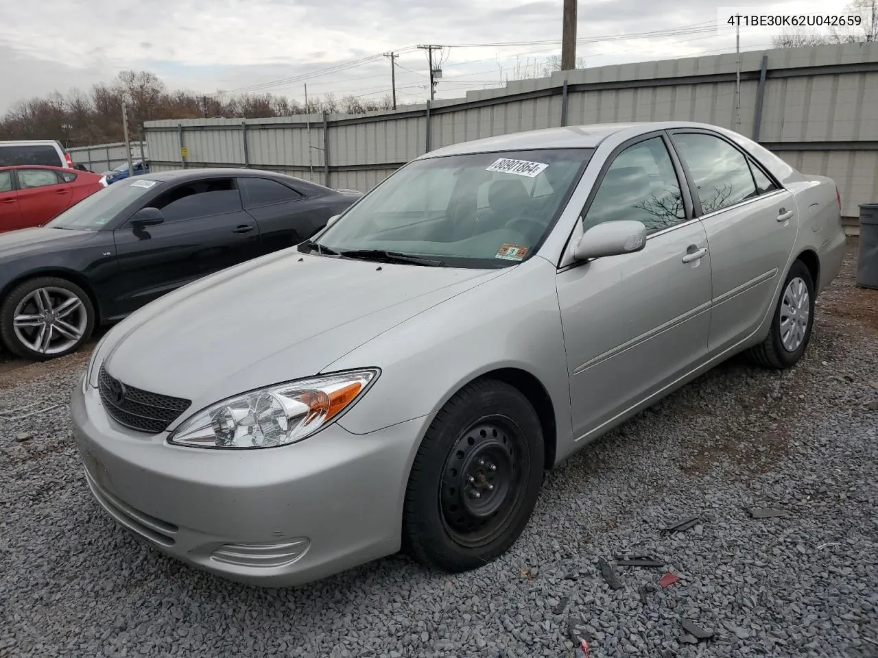 2002 Toyota Camry Le VIN: 4T1BE30K62U042659 Lot: 80901864