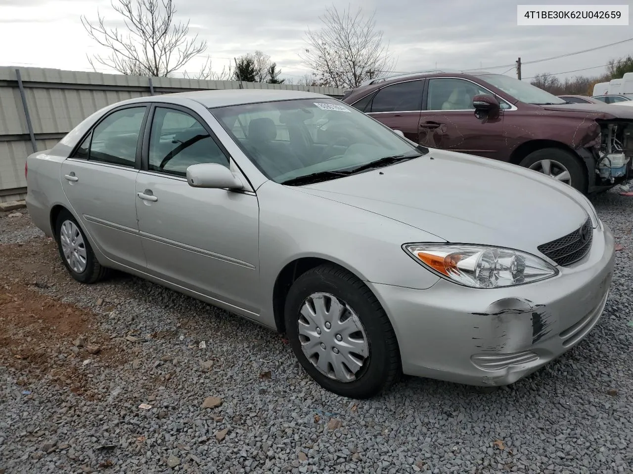 2002 Toyota Camry Le VIN: 4T1BE30K62U042659 Lot: 80901864