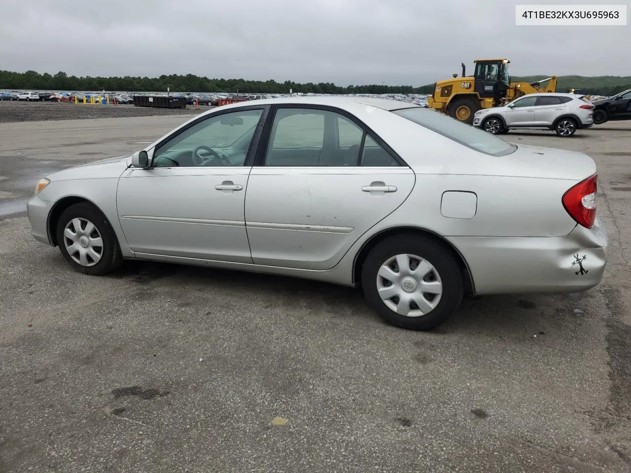 2003 Toyota Camry Le VIN: 4T1BE32KX3U695963 Lot: 65780124