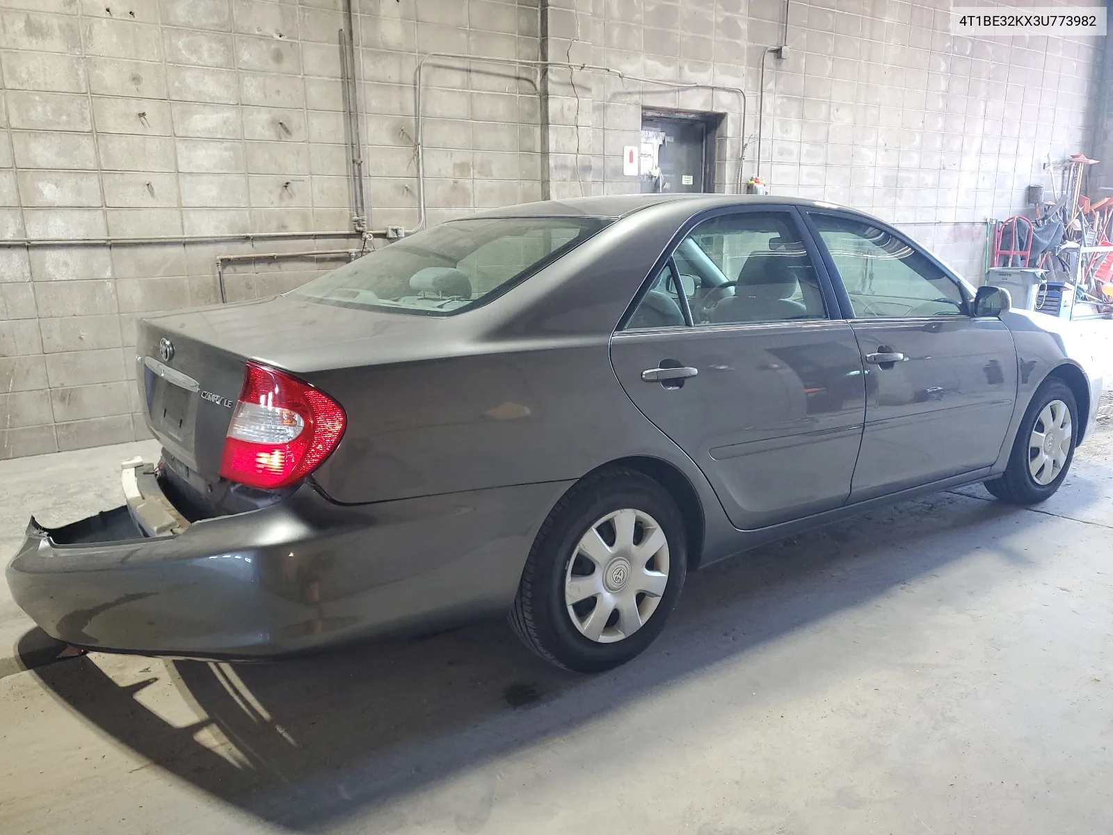 2003 Toyota Camry Le VIN: 4T1BE32KX3U773982 Lot: 66199044