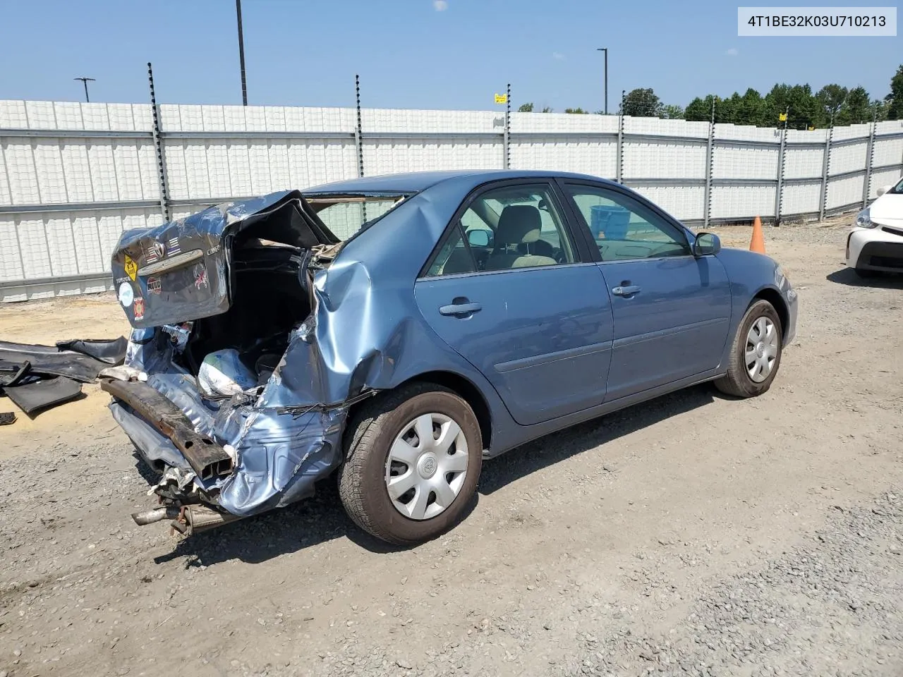 2003 Toyota Camry Le VIN: 4T1BE32K03U710213 Lot: 69158104