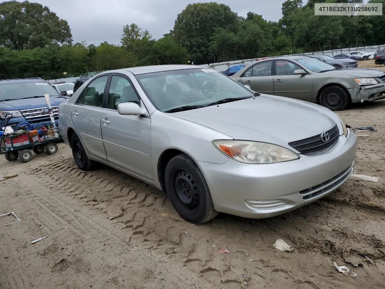 2003 Toyota Camry Le VIN: 4T1BE32K13U258692 Lot: 69207234