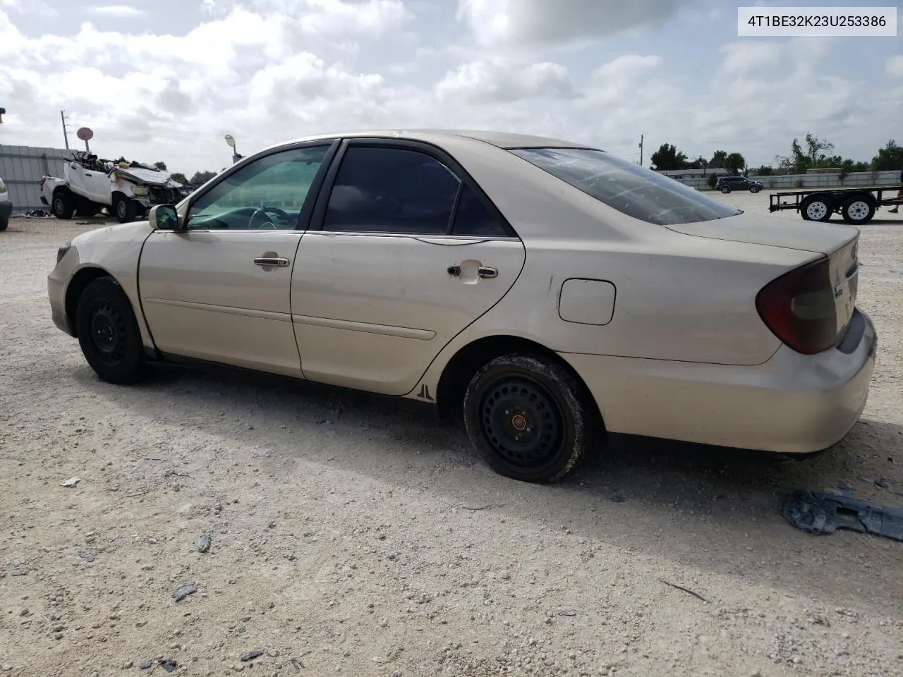 2003 Toyota Camry Le VIN: 4T1BE32K23U253386 Lot: 70126334