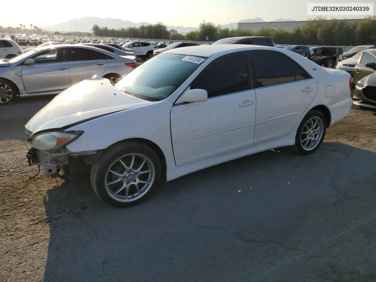 2003 Toyota Camry Le VIN: JTDBE32K030240339 Lot: 70407374