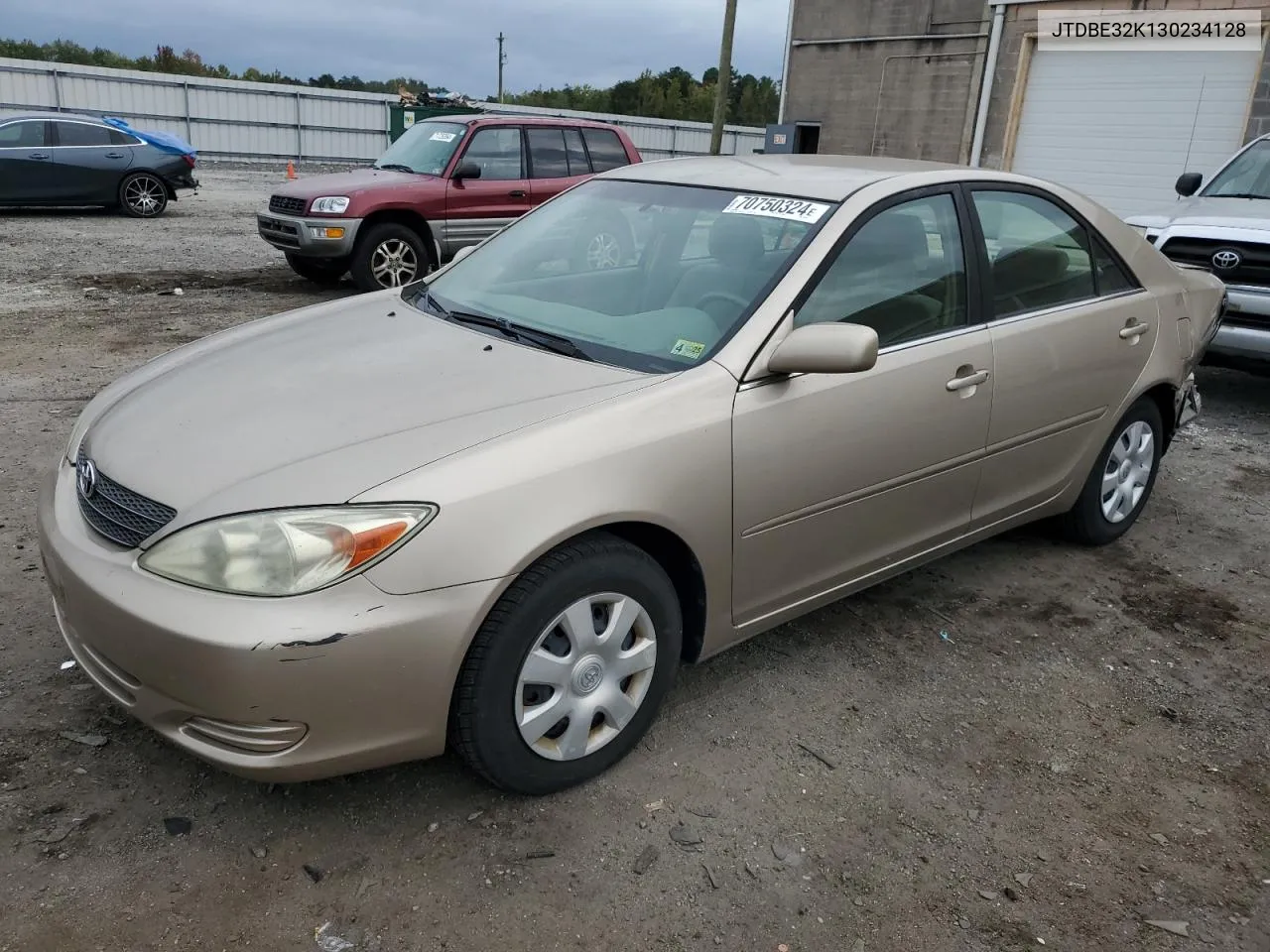 2003 Toyota Camry Le VIN: JTDBE32K130234128 Lot: 70750324