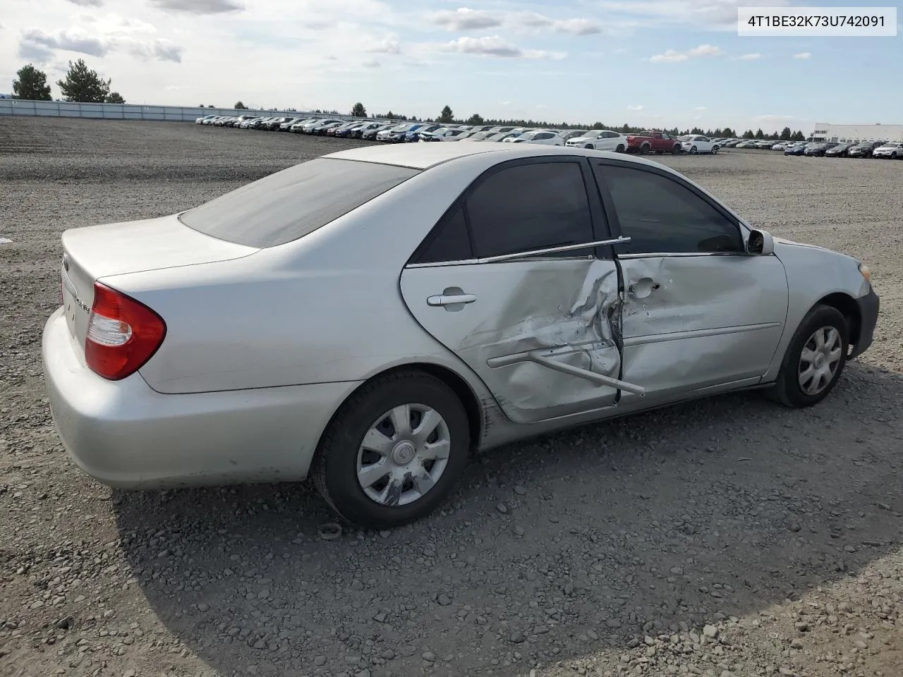 2003 Toyota Camry Le VIN: 4T1BE32K73U742091 Lot: 70880334