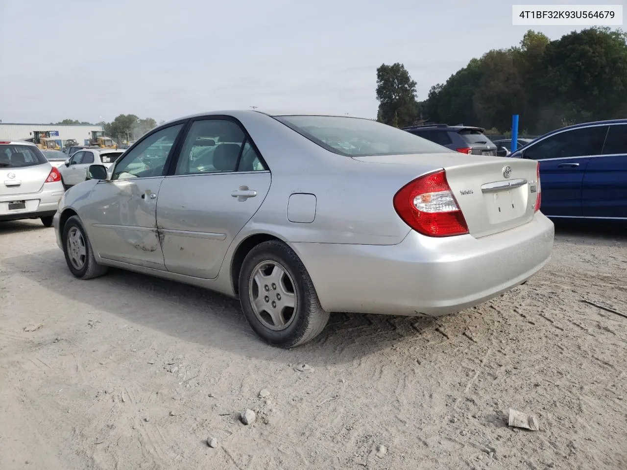 2003 Toyota Camry Le VIN: 4T1BF32K93U564679 Lot: 71038993