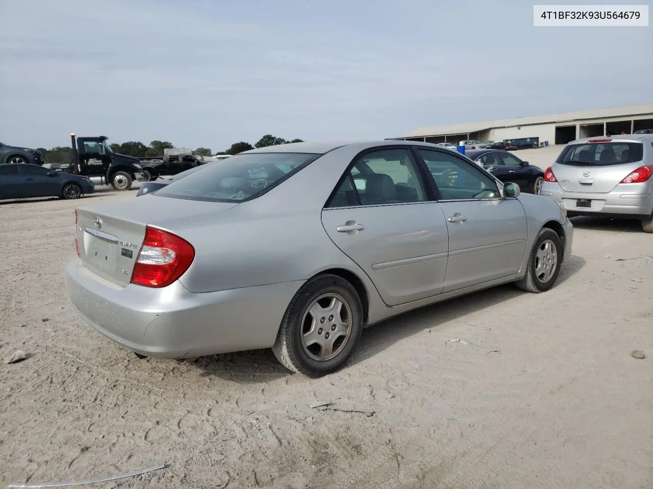 2003 Toyota Camry Le VIN: 4T1BF32K93U564679 Lot: 71038993