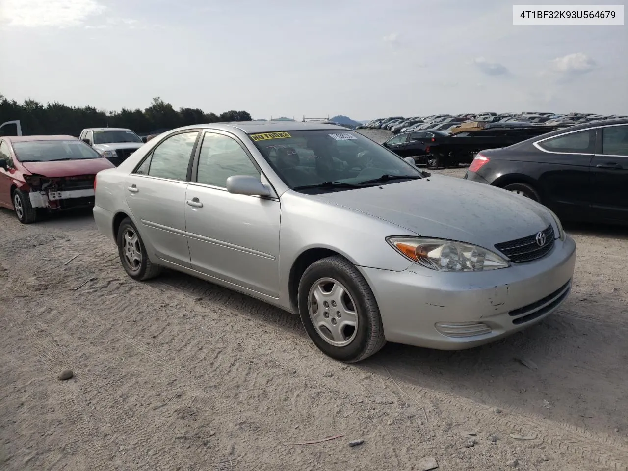 2003 Toyota Camry Le VIN: 4T1BF32K93U564679 Lot: 71038993