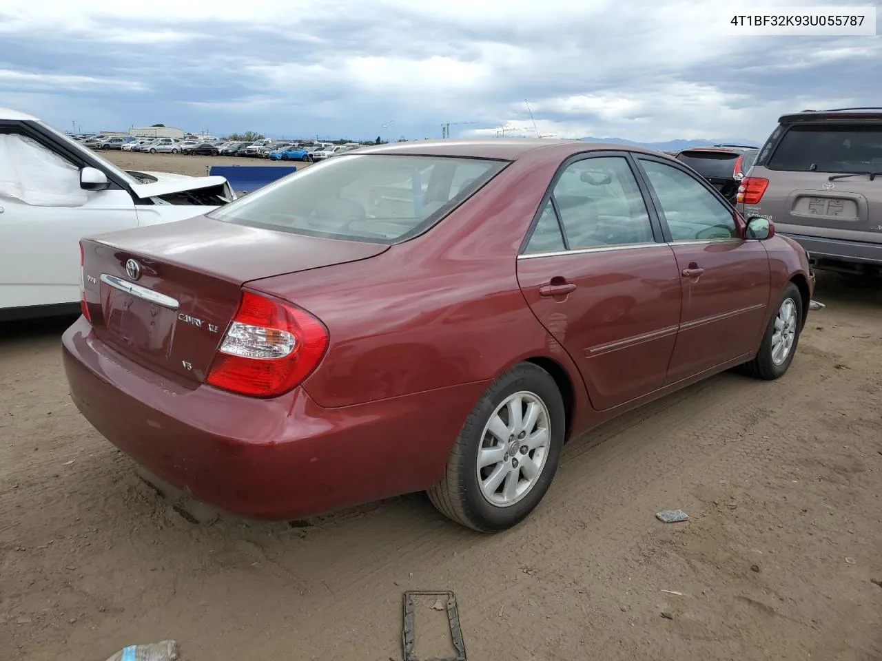 2003 Toyota Camry Le VIN: 4T1BF32K93U055787 Lot: 71467044